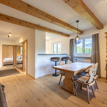 Cosy Apartment Facing Piz Rosatsch Svatý Mořic Exteriér fotografie