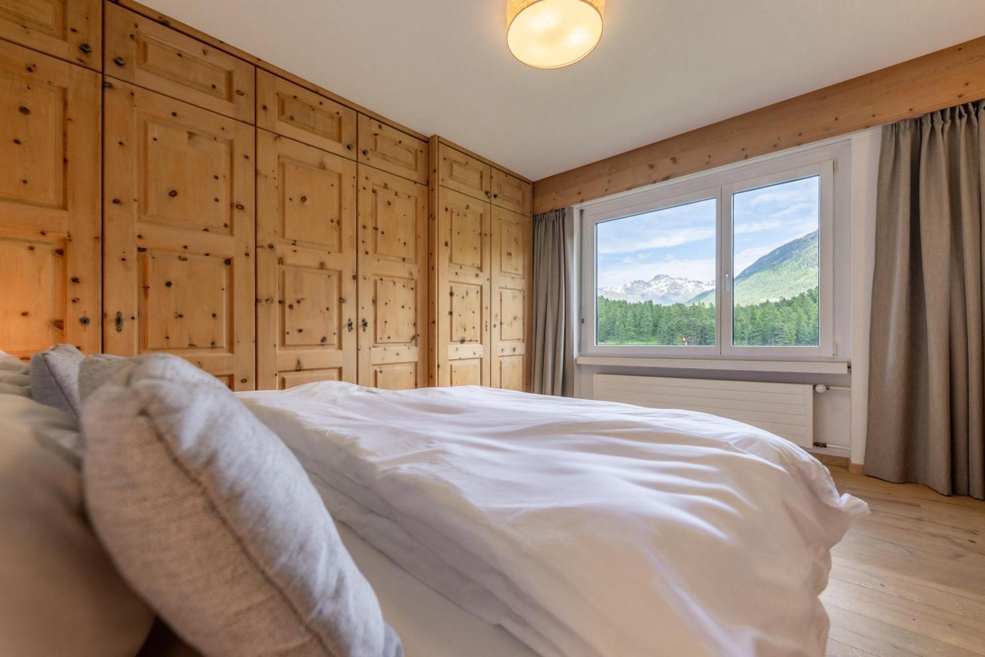 Cosy Apartment Facing Piz Rosatsch Svatý Mořic Exteriér fotografie